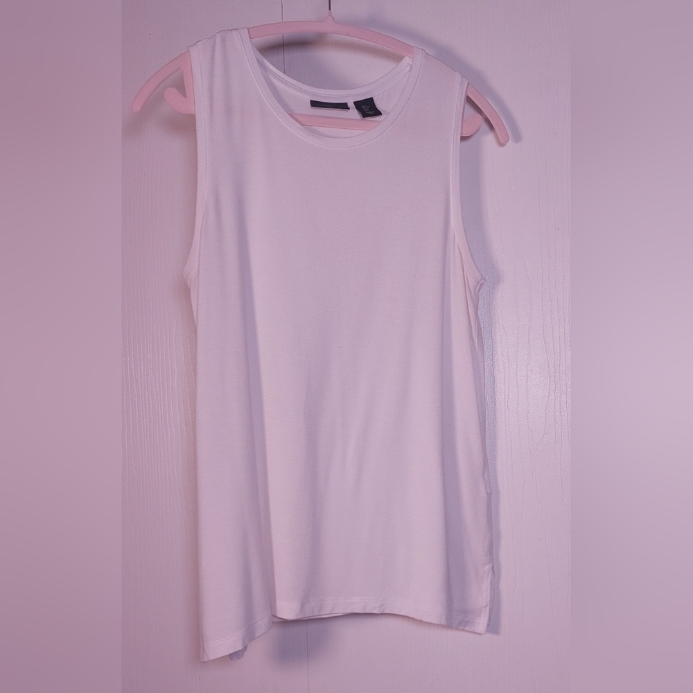 Adrienne Vittadini White Tank Top Size Large Knit Business Casual Classic Simple